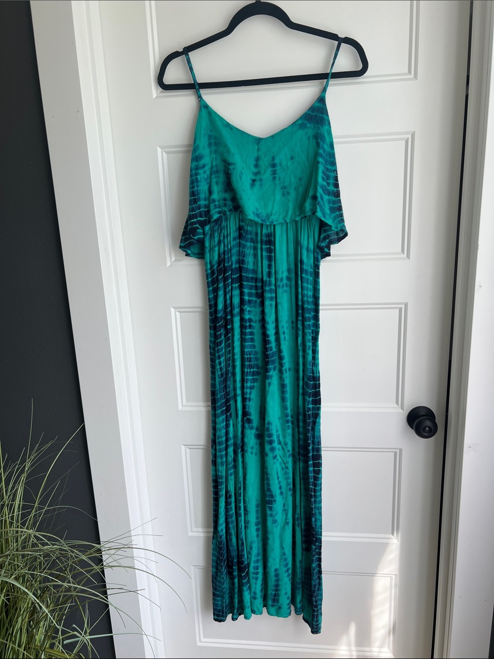 Fun & Flirt Teal and Navy Tie-Dye Maxi Dress